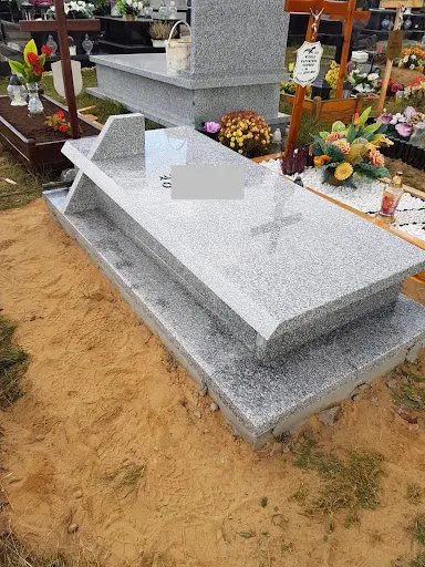 Tałajczyk Piotr. Kamieniarstwo nagrobkowe. Schody, parapety